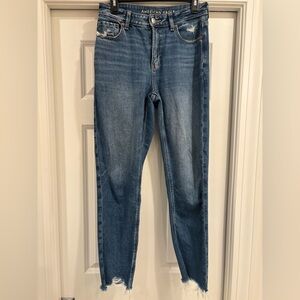 American Eagle Strigid Mom Jean aside 6